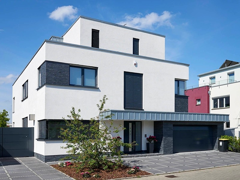 Gereinigte Hausfassade